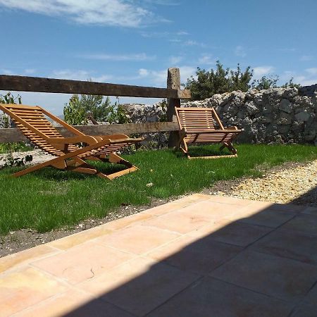Gibbesi Country Farm Piccolo Cottage Naro Buitenkant foto