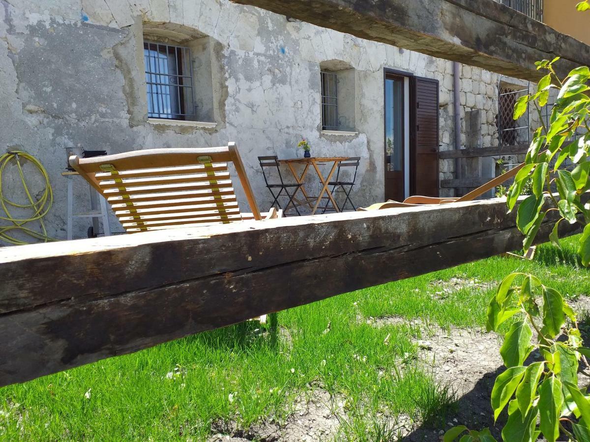 Gibbesi Country Farm Piccolo Cottage Naro Buitenkant foto